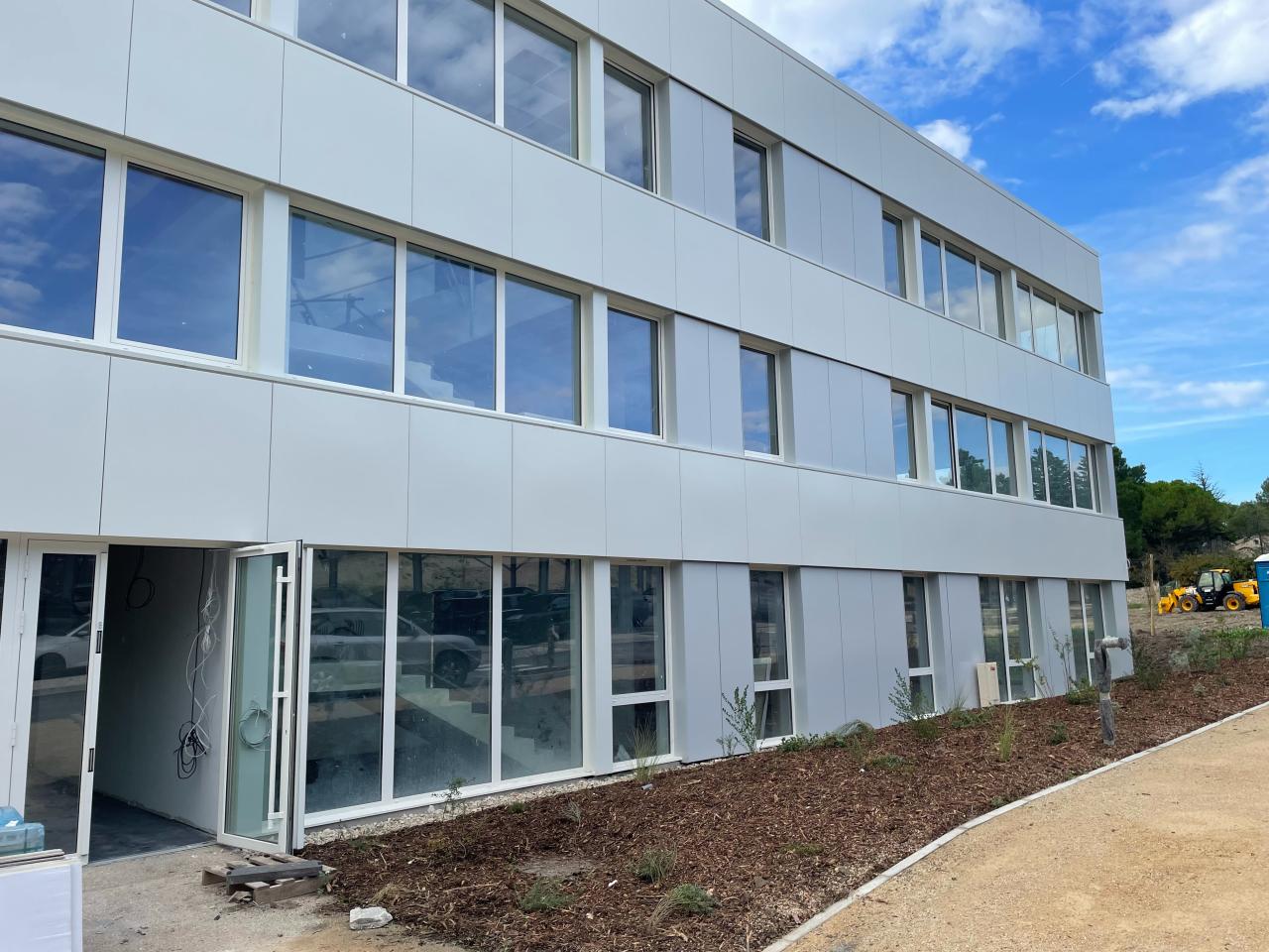 Bureau Ventabren 1053m² Location bureau OLBUR2313993 0